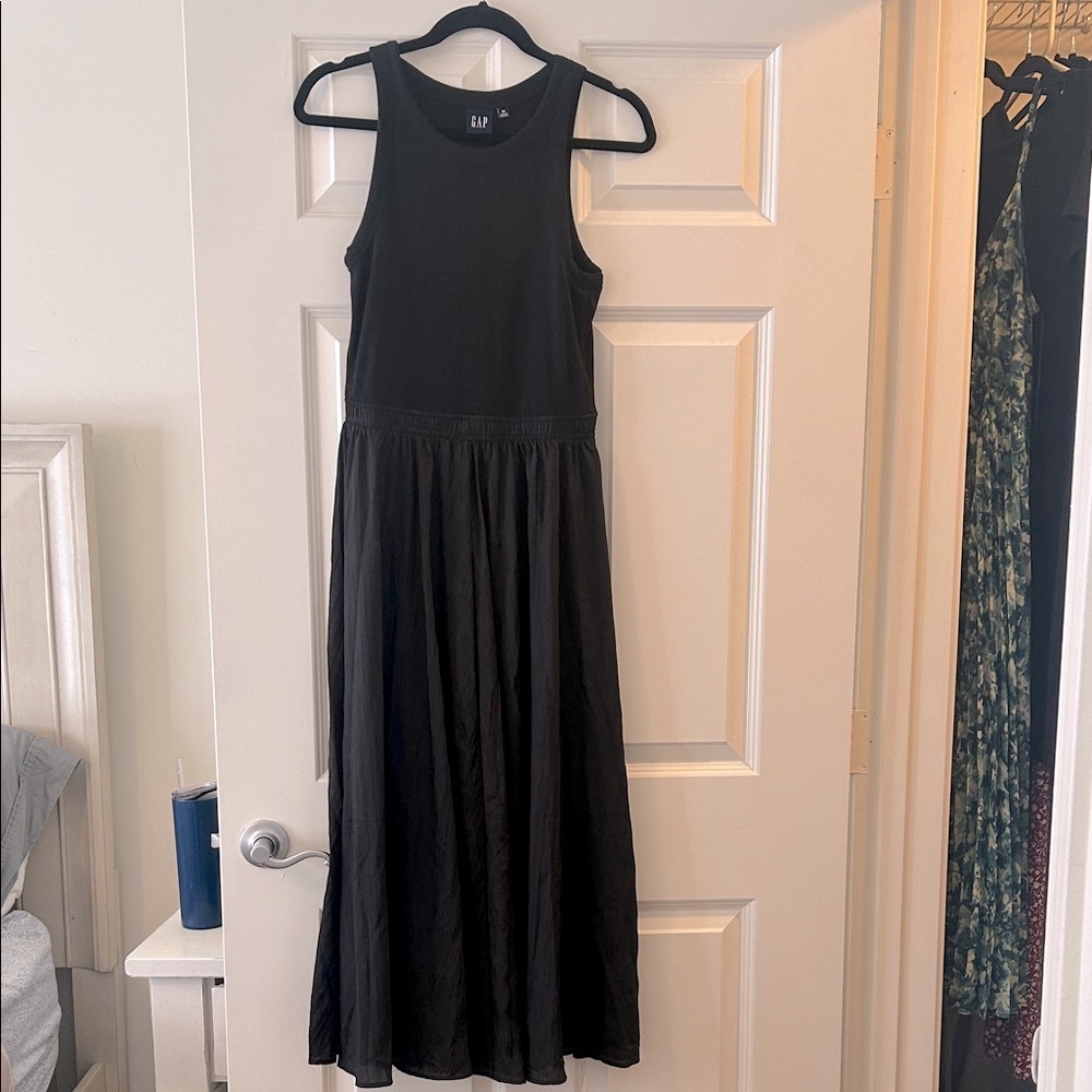 GAP Elegant Black Sleeveless Maxi Dress